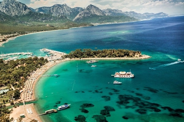 Antalya Havalimanı (AYT) - Kemer Şehir Merkezi